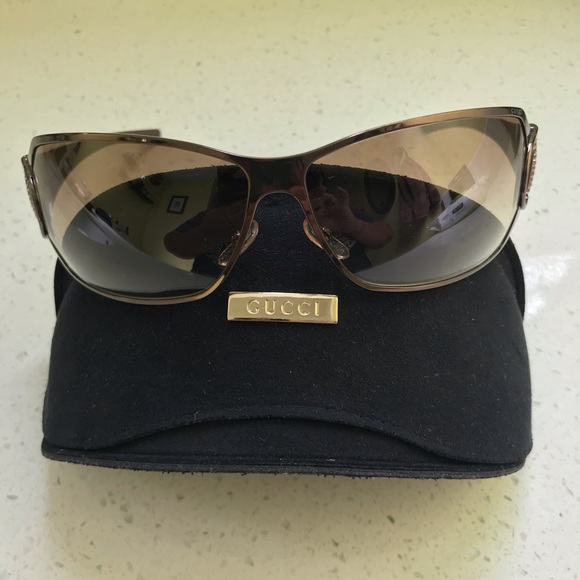 Gucci Accessories - Gucci Sunglasses with case